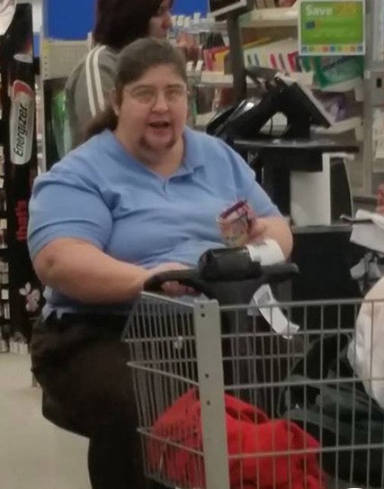 22 Slightly Unsettling Shoppers At Walmart!