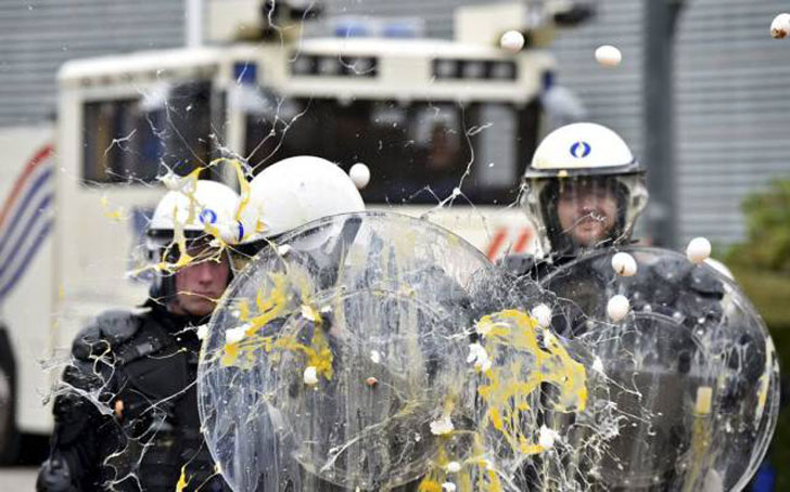 random pic belgian riot police