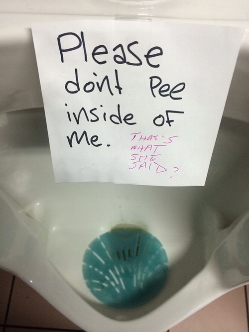 funny pic urinal out of order - Please dont Pee inside of Me me. What That'S S7