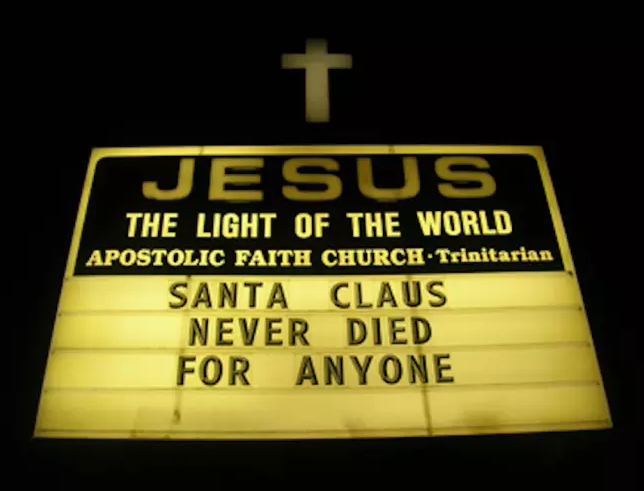 Santa’s Won't Believe How Funny These Christmas Signs Are