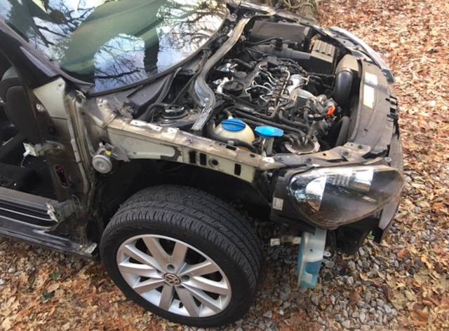 A Smart Young American “Stripped” His Diesel Golf -