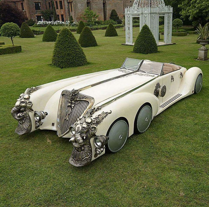 PIc of an ggressive steampunk style roadster