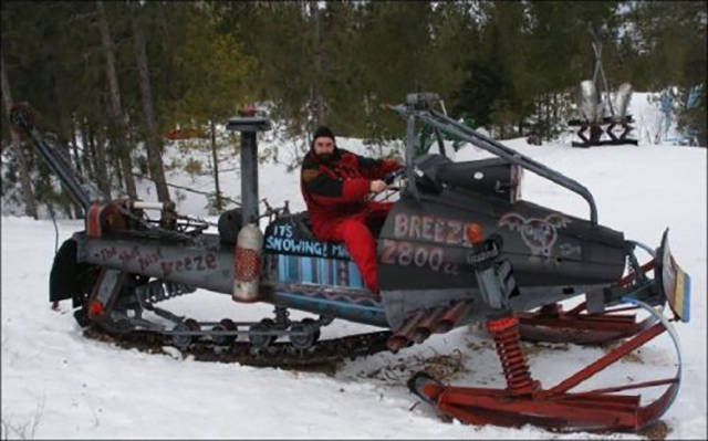 random monster snowmobile - Snowing, Brela 7200 veze