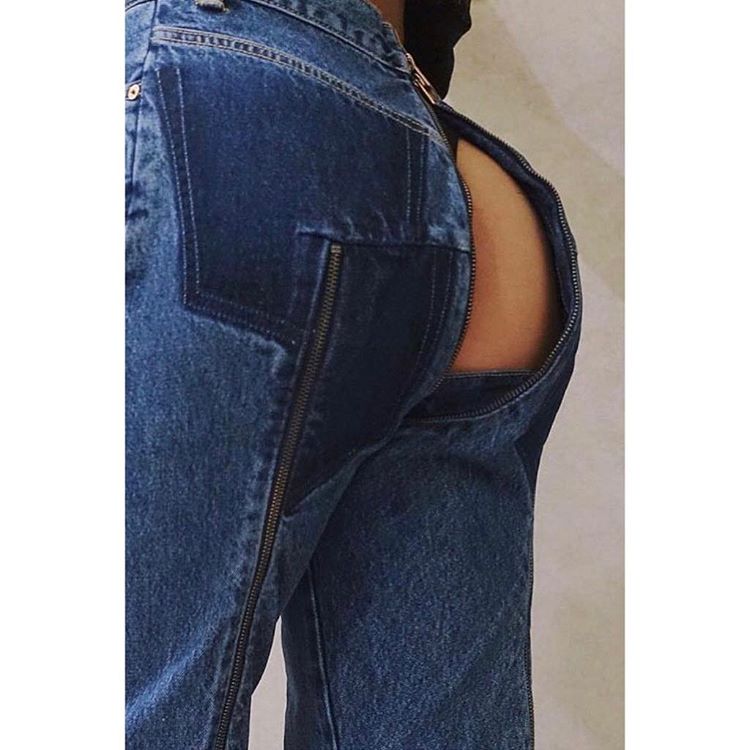 Behold a pair of jeans that unzip down your butt crack.As part of its partnership with Levis, Vetements has come out with its new pair of “high-rise distressed” jeans. Nothing in that title alludes to the zipper down your butt crack, but there it is.

You can’t really miss it.