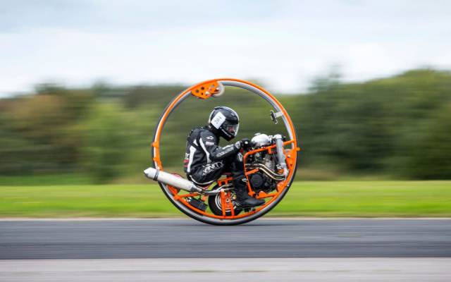 monowheel motorcycle