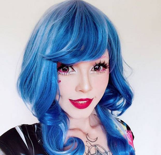 27 Living Dolls Are Among Us