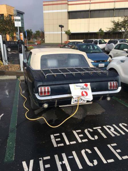 parking - Lower 4MOT232 Electric Yehicle
