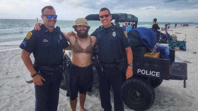 chest hair bikini top - Police