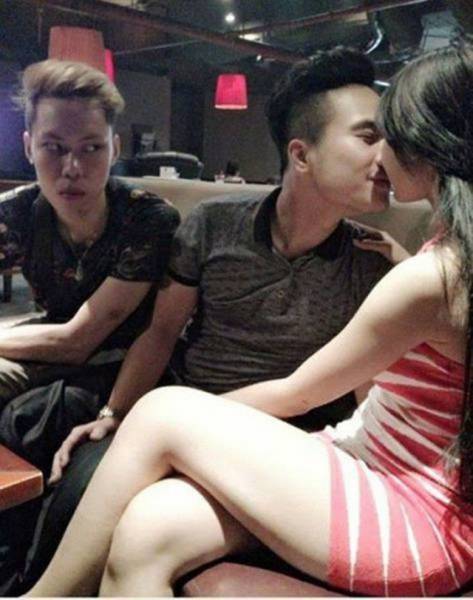 32 Times When "Caught Staring" Was Not a Good Look