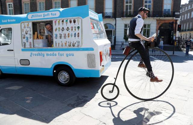Damn hipsters with the vintage ice cream trucks and riding their penny farthings and wearing trendy clothes. 1f4g6b8t5