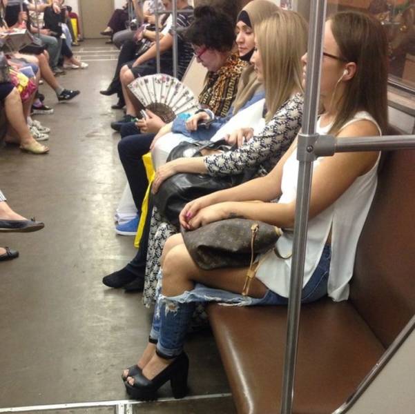 moscow metro girls