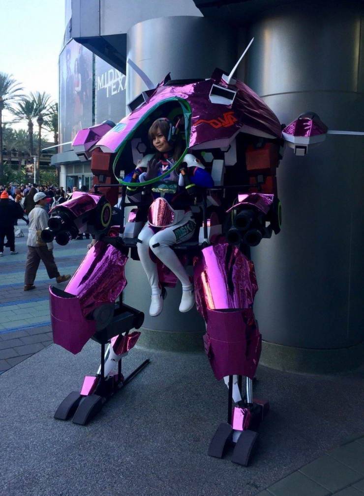 overwatch shit cosplay