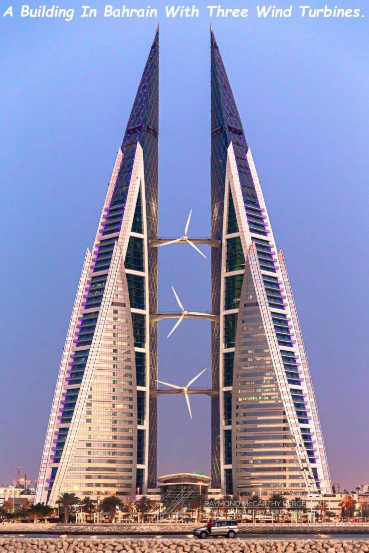 bahrain world trade center - A Building In Bahrain With Three Wind Turbines. Lllllllllll La Raymond Mccarthy Be