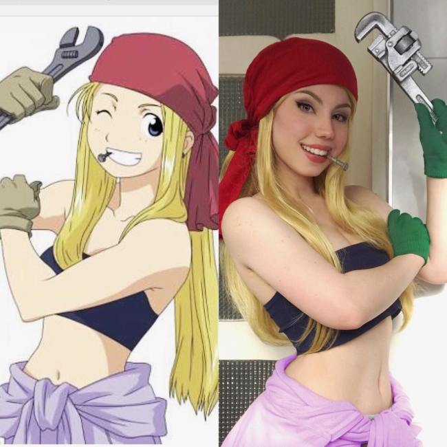 attractive cosplayer winry rockbell cosplay