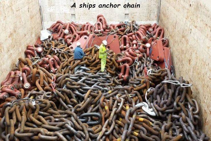 full of snakes - A ships anchor chain