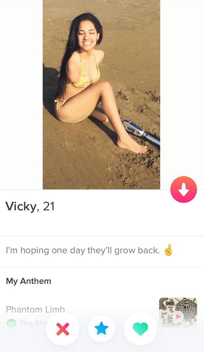 12 Tinder Users Who Have Lost Their Limbs