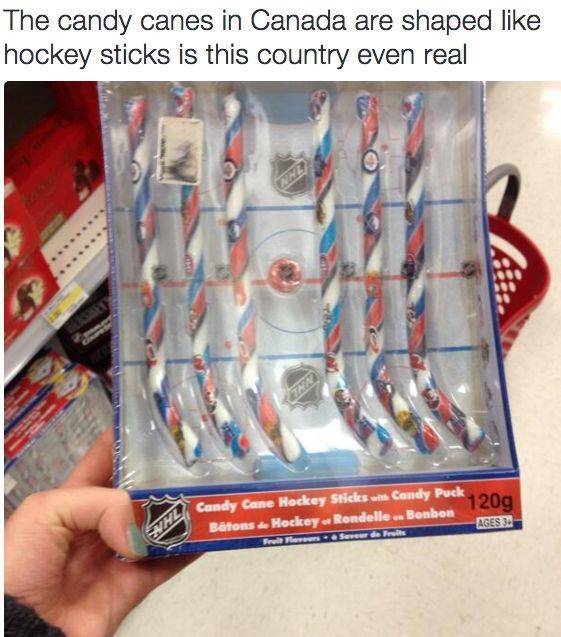 Candy cane - The candy canes in Canada are shaped hockey sticks is this country even real Candy Cane Hockey Sticks un Candy Puck Batons Hockey Rondelle Bonbon Fre e Serveur de Fruits Ages 3
