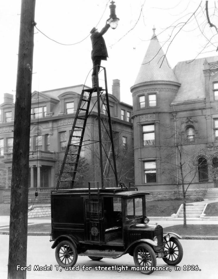 street lighting history - Ford Model T, used for streetlight maintenance, in 1926.