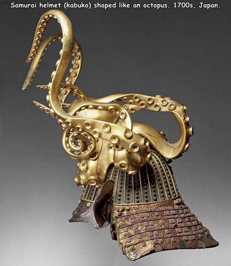 samurai helmet with octopus - Samurai helmet kabuko shaped an octopus. 1700s, Japan.