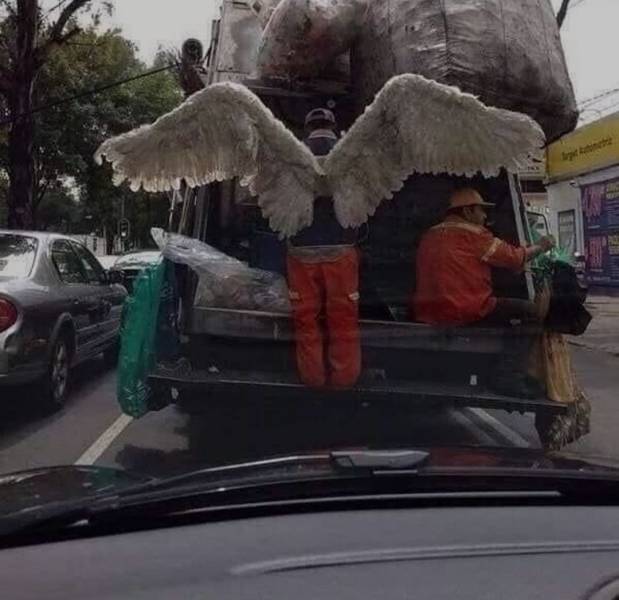 garbage truck in chile - D