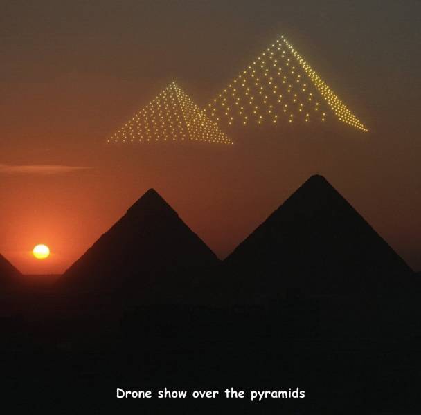 pyramid - Drone show over the pyramids