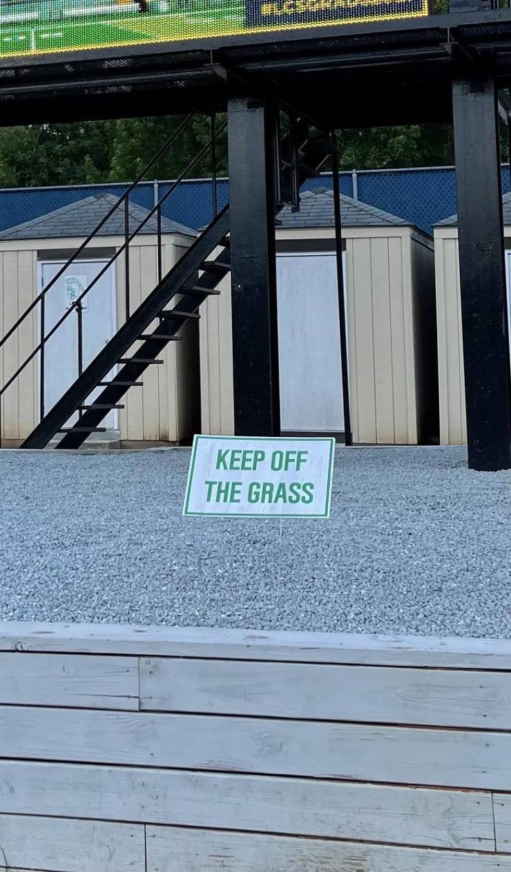 architecture - Keep Off The Grass