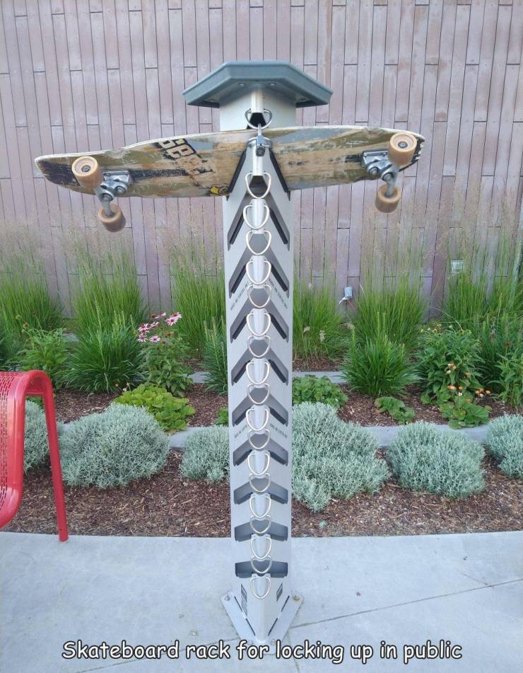 cross - Ape Skateboard rack for locking up in public