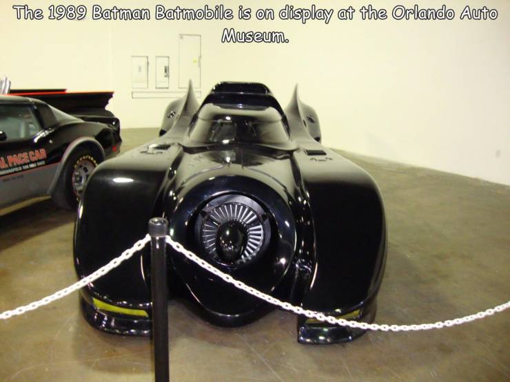 amazing images - car - The 1989 Batman Batmobile is on display at the Orlando Auto Museum. Mrce Car