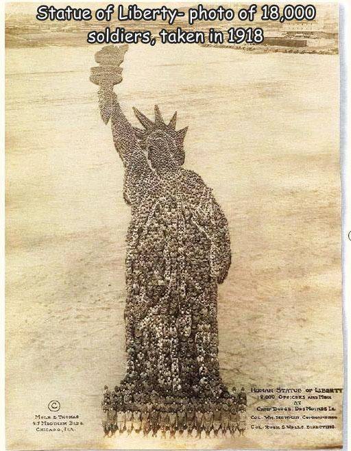 amazing images - statue of liberty national monument - Statue of Liberty photo of 18,000 soldiers, taken in 1918 Hur Statue or Lbart 18.000 forescens Anti Ac CD4U4 Des Mois Col. We Volany Cura Colbenelle, Deacto Motra 013 Mod 3 Checado, !