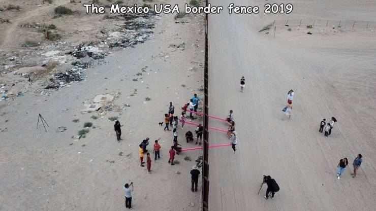 teeter totter wall - The Mexico Usa border fence 2019