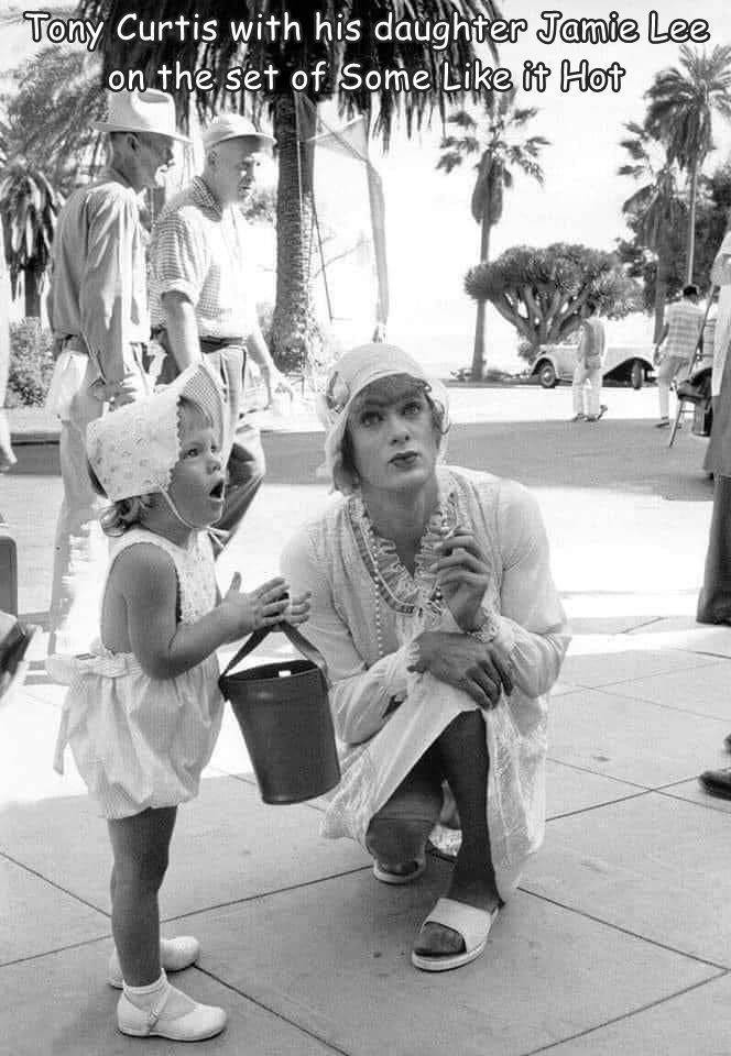 tony curtis daughter kelly - Tony Curtis with his daughter Jamie Lee on the set of Some it Hot