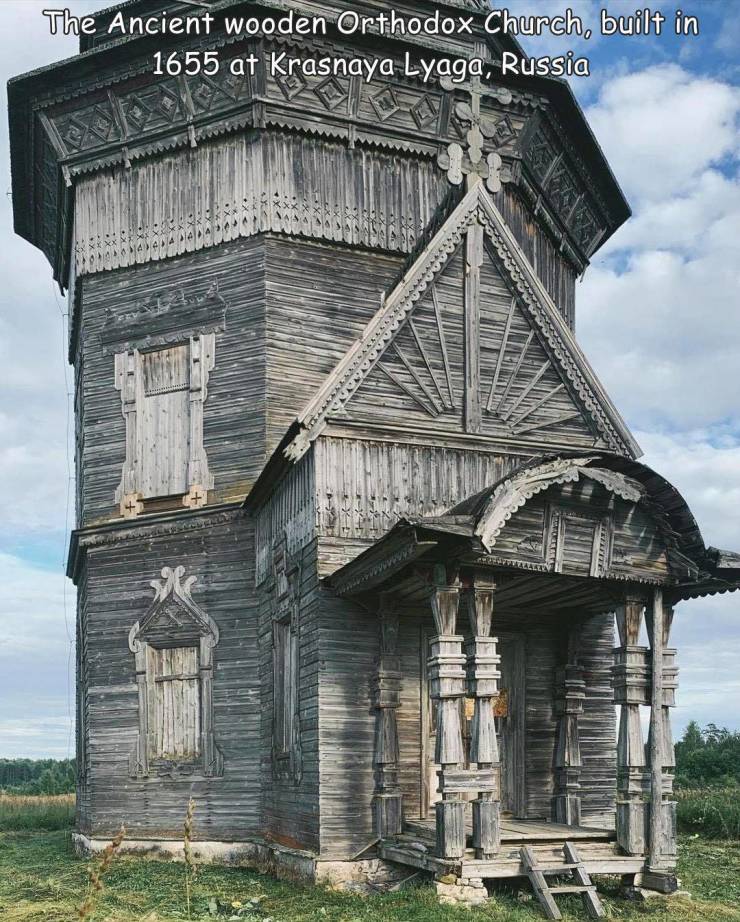 fun pics - randoms - krasnaya lyaga church - The Ancient wooden Orthodox Church, built in 1655 at Krasnaya Lyaga, Russia