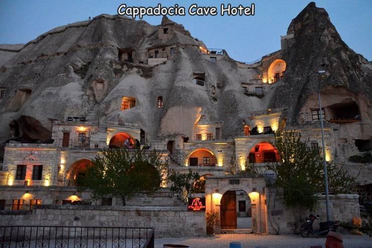 cool and funny pics - cave house cappadocia