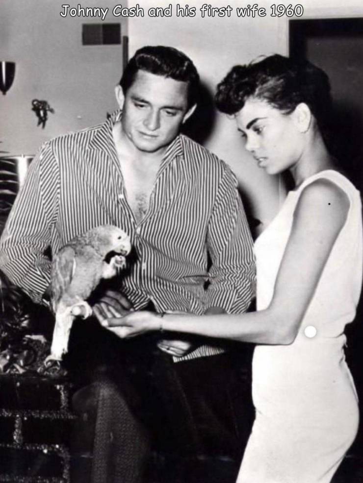 cool and funny pics - vivian cash - Johnny Cash and his first wife 1960