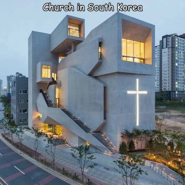 awesome images - cool photos - closest church south korea - Church in South Korea