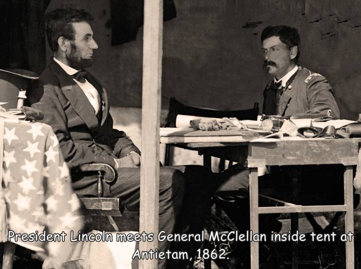 awesome images - cool photos - lincoln at sharpsburg - President Lincoln meets General McClellan inside tent at Antietam, 1862.