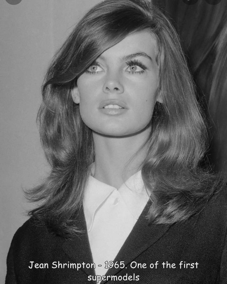 awesome images - cool photos - 1960s fashion model - Jean Shrimpton 1965. One of the first supermodels