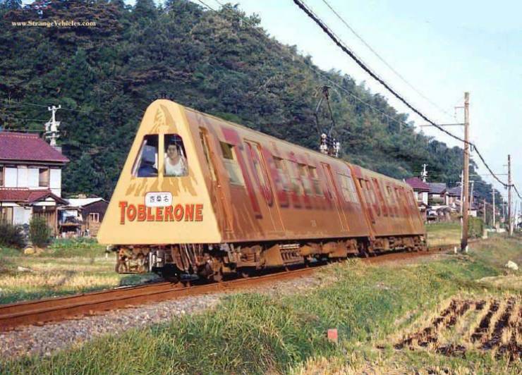 toblerone train - An Toblerone
