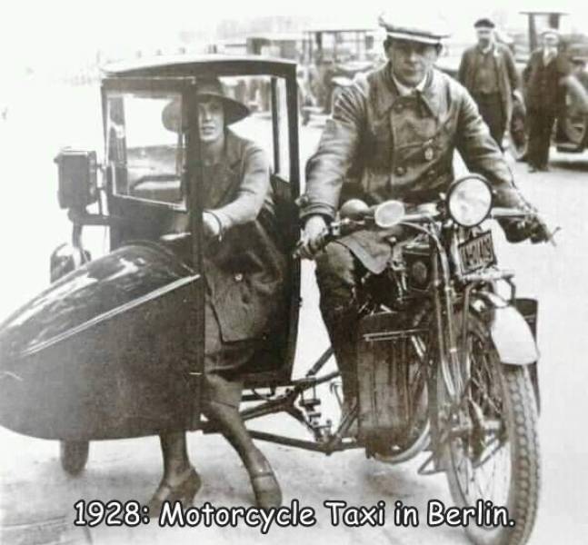 cool and interesting random pics -  car - Eng 1928 Motorcycle Taxi in Berlin