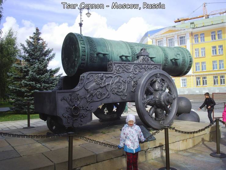 cool and interesting random pics -  tsar cannon - Tsar Cannon Moscow, Russia 6, dogger