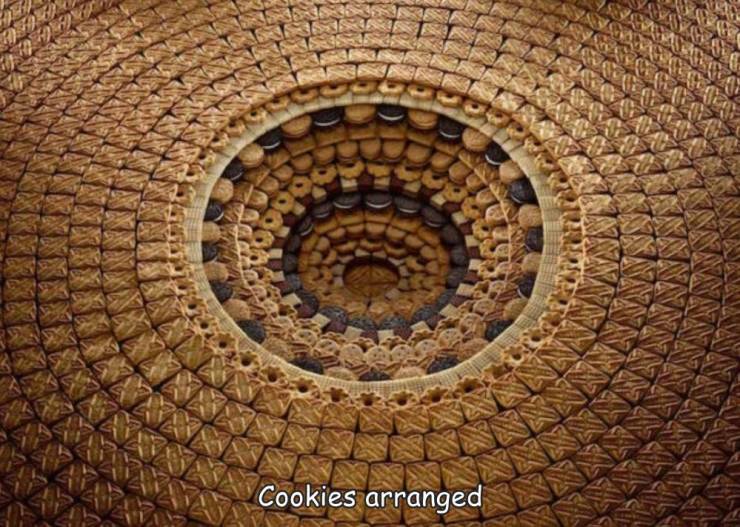 Cookies arranged