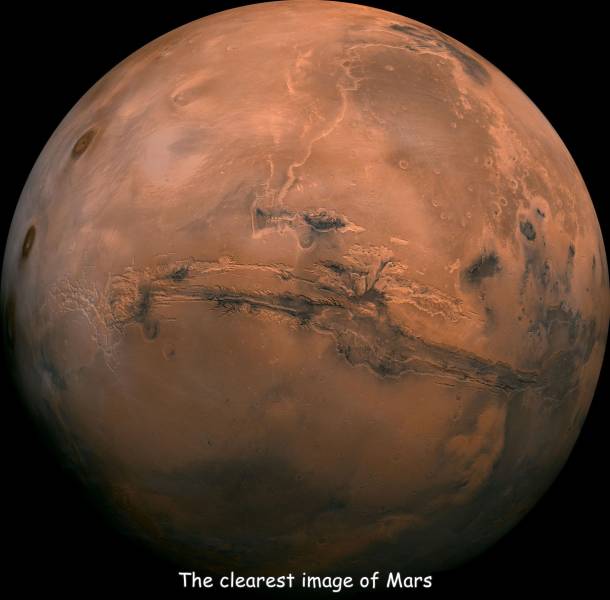 random pics - martinuskerk en toren - The clearest image of Mars