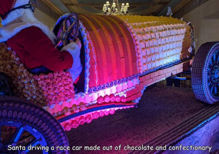funny photos - car - Sla 200000 Santa driving a race car made out of chocolate and confectionary