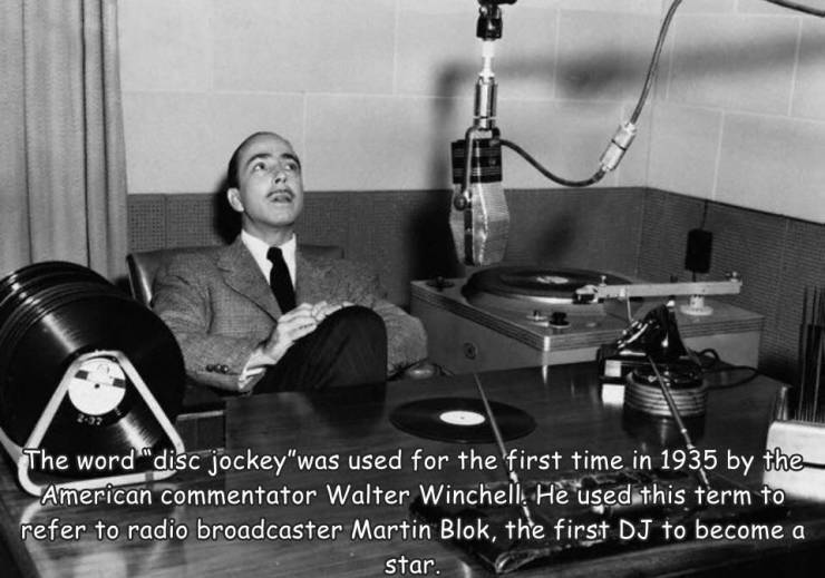 fun randoms - funny photos - communication - The word "disc jockey"was used for the first time in 1935 by the American commentator Walter Winchell. He used this term to refer to radio broadcaster Martin Blok, the first Dj to become a star.