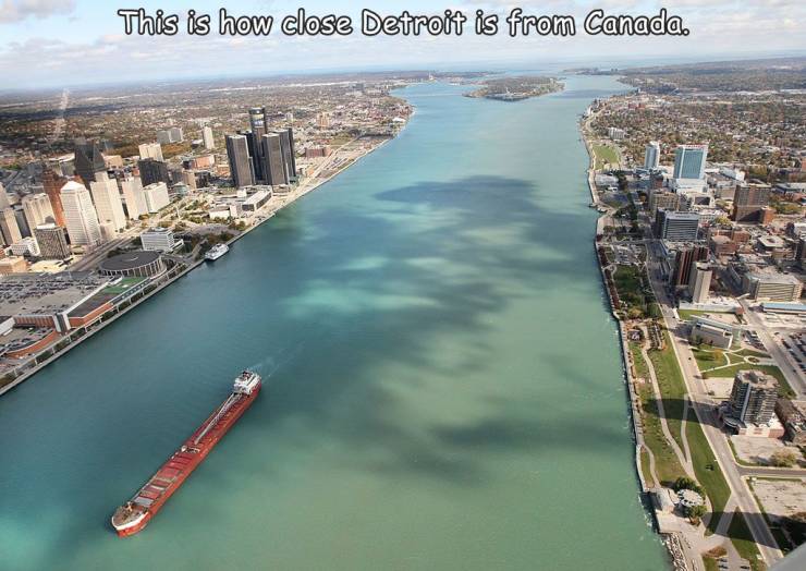 fun randoms - funny photos - detroit and windsor - This is how close Detroit is from Canada. j 121