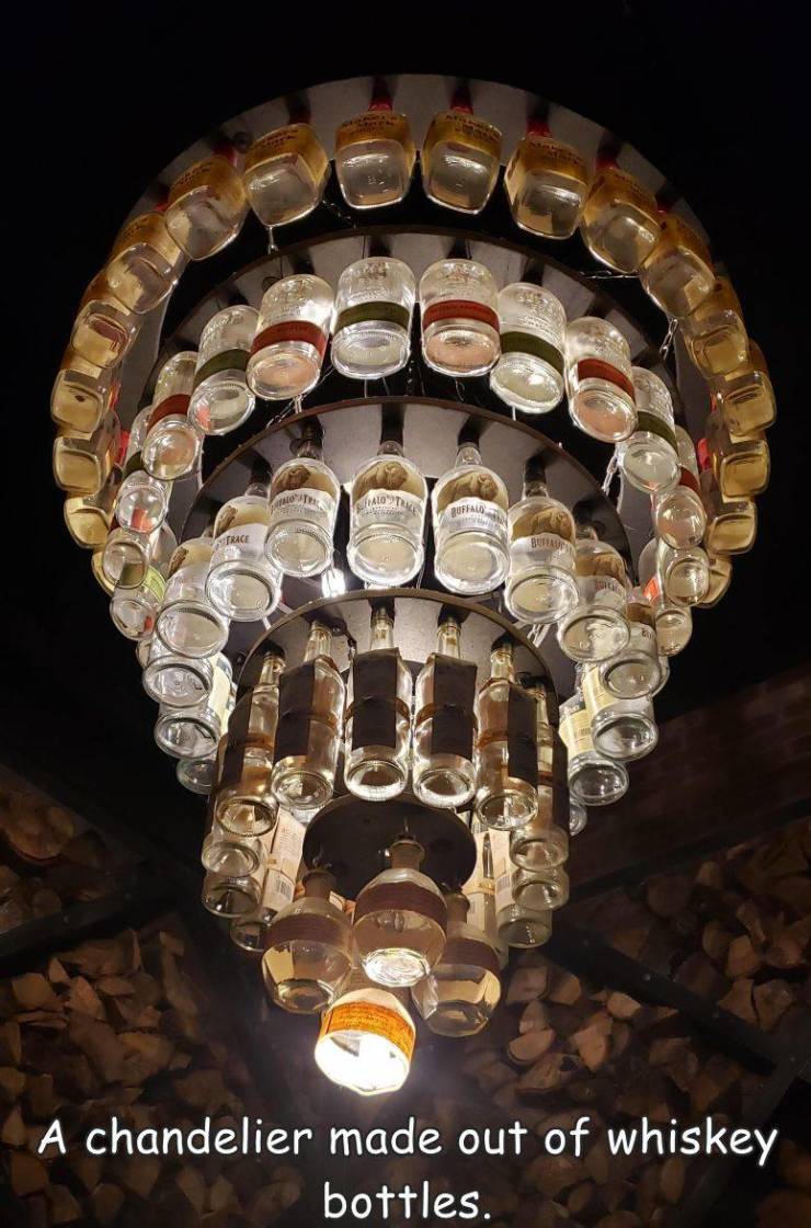 fun randoms - chandelier - Alot Ruffald Atrace Burad A chandelier made out of whiskey bottles.