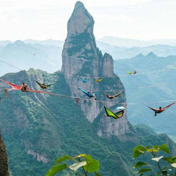 fun randoms - funny photos - sky camping in the mountains of china