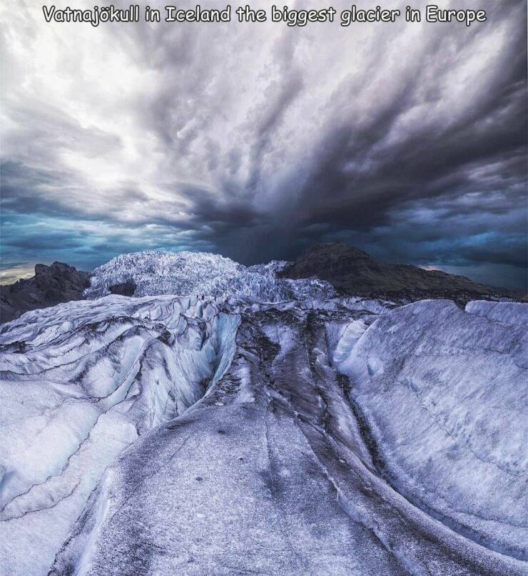 fun rnadoms - sky - Vatnajkull in Iceland the biggest glacier in Europe