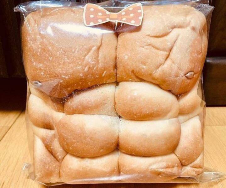 funny photos - 6 pack bread