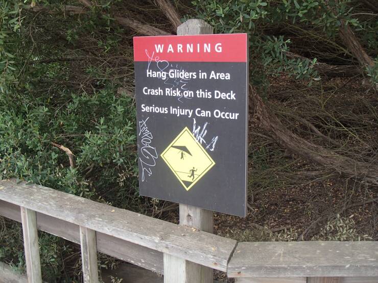 fun randoms - cool stuff - nature reserve - Warning Hang Gliders in Area Crash Risk on this Deck Serious Injury Can Occur treba